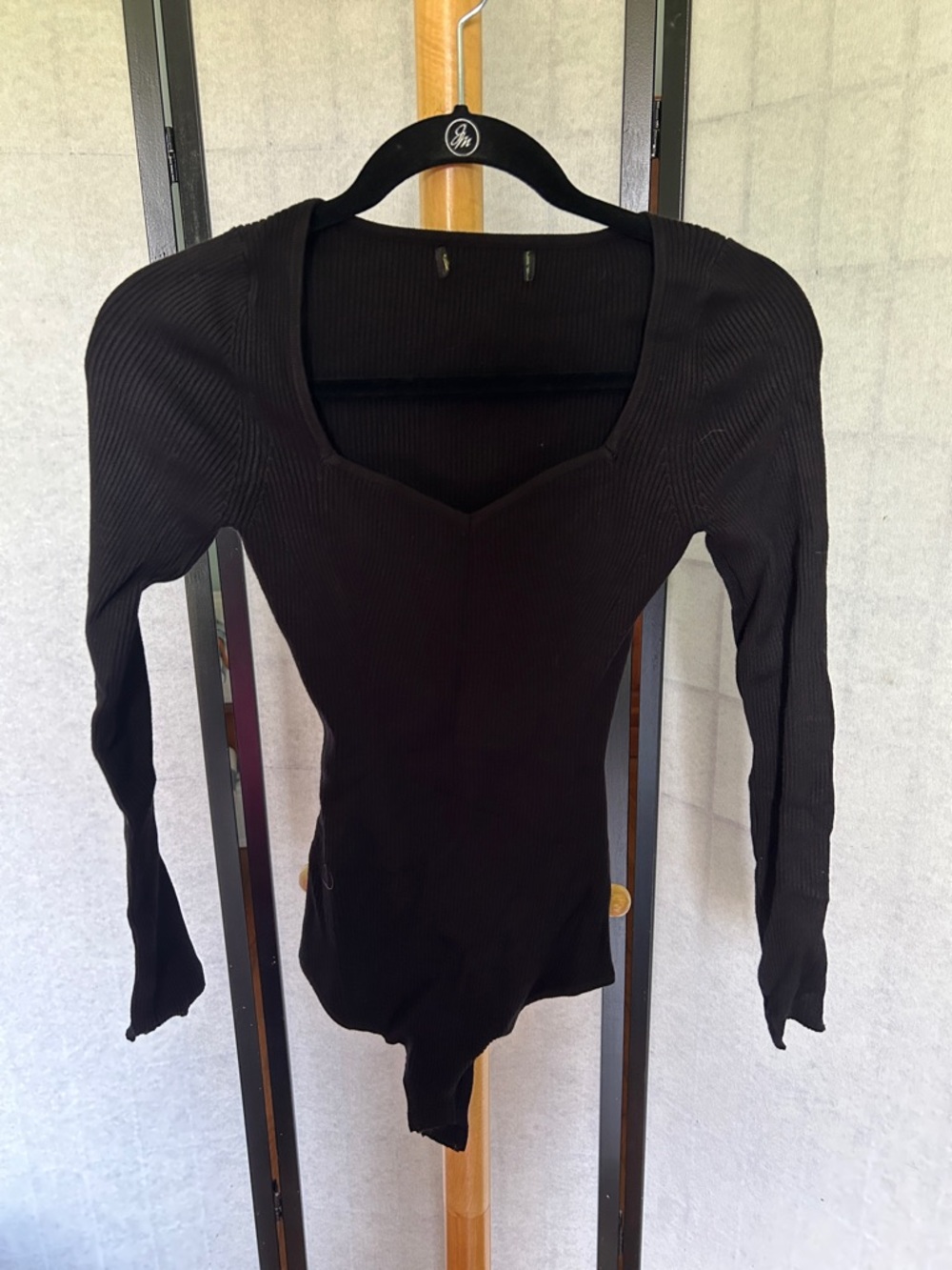 Black Ribbed Long-Sleeve V-Neck Bodysuit - Women Tops
